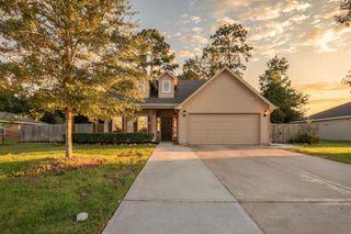 604 Foxmeadow Lane, Cleveland, TX 77327