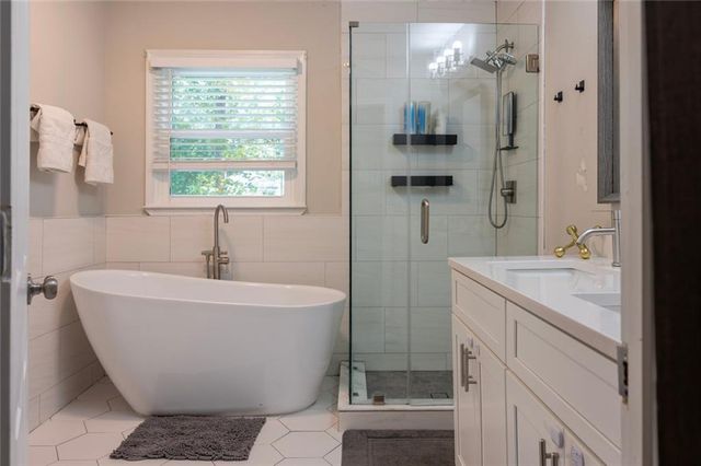 4985 Bent Creek Court, Sugar Hill, GA 30518