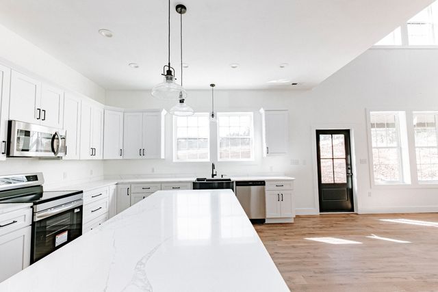 135 Reserves Drive, Bronston, KY 42518