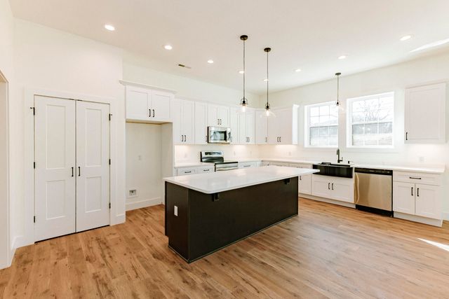 135 Reserves Drive, Bronston, KY 42518