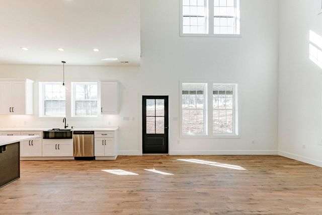 135 Reserves Drive, Bronston, KY 42518