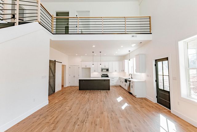 135 Reserves Drive, Bronston, KY 42518