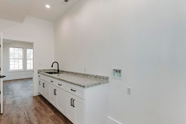 135 Reserves Drive, Bronston, KY 42518