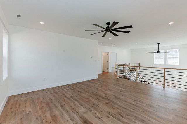 135 Reserves Drive, Bronston, KY 42518