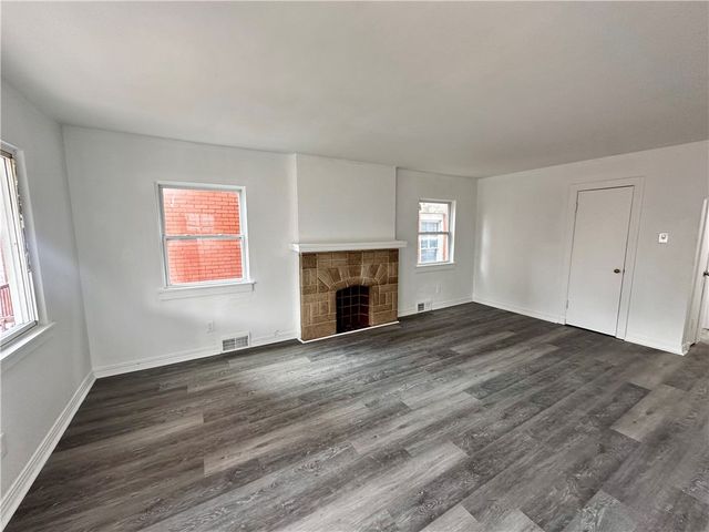 1410 Fallowfield Ave 1, Beechview, PA 15216