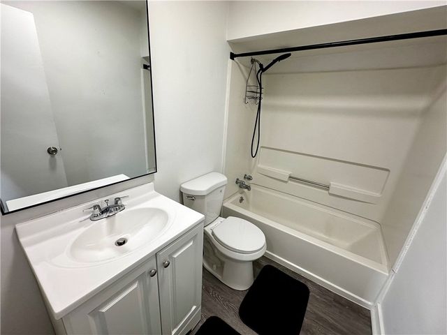 1410 Fallowfield Ave 1, Beechview, PA 15216