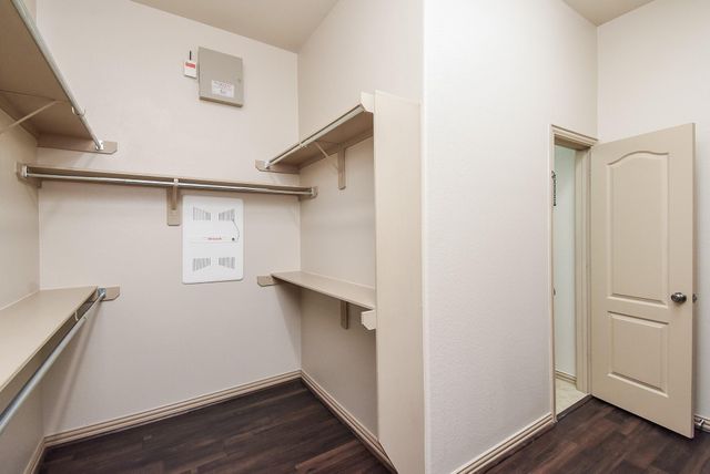 2214 Ascot Lane, Sugar Land, TX 77479