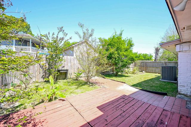 15223 Bedford Glen Drive, Channelview, TX 77530