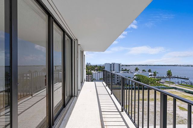 3800 Washington Road 812, West Palm Beach, FL 33405