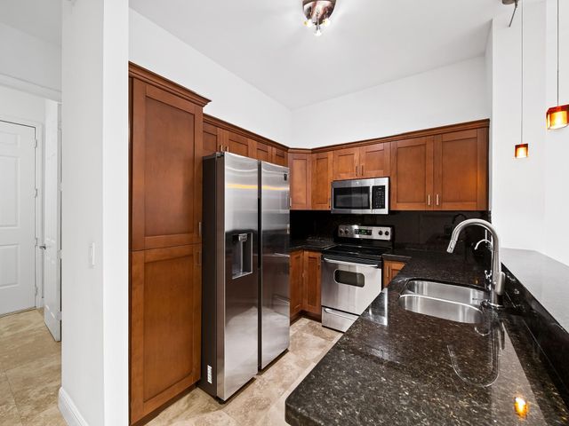 1226 NE 14th Avenue, Fort Lauderdale, FL 33304