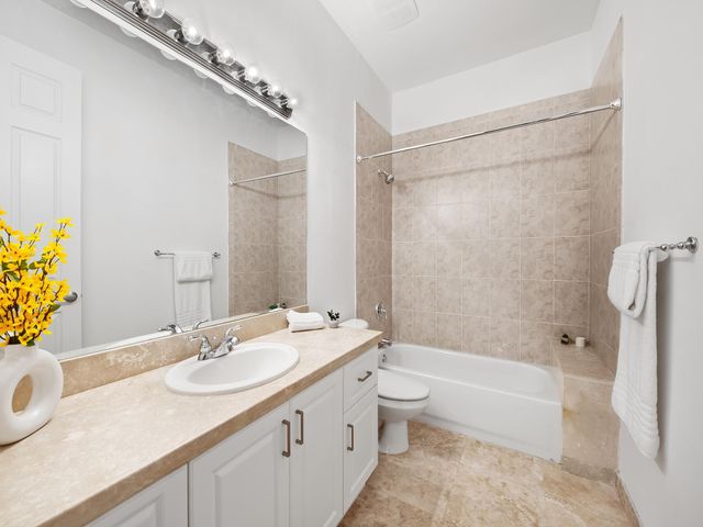 1226 NE 14th Avenue, Fort Lauderdale, FL 33304