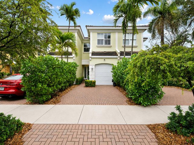 1226 NE 14th Avenue, Fort Lauderdale, FL 33304