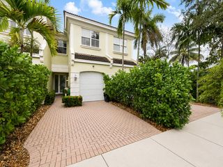 1226 NE 14th Avenue, Fort Lauderdale, FL 33304