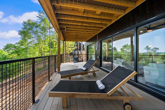 25345 Buena Vista Road, Rockbridge, OH 43149