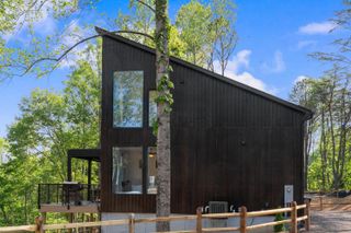 25345 Buena Vista Road, Rockbridge, OH 43149