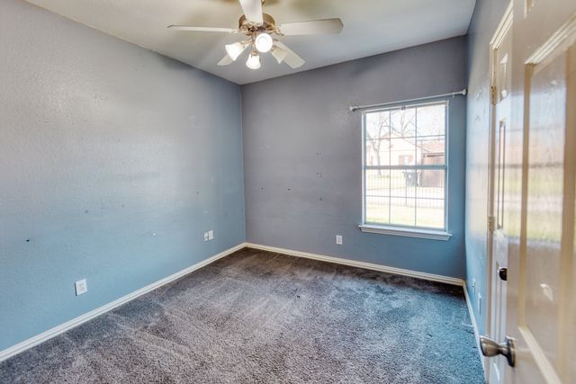 216 & 220 E Walcott Street, Pilot Point, TX 76258