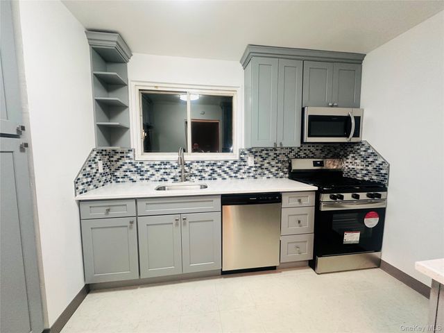 1003 Rottkamp Street 1, Valley Stream, NY 11580