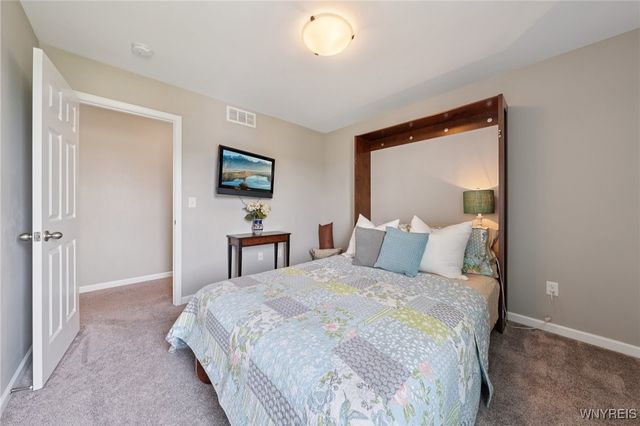 5390 Briannas Nook, Clarence, NY 14031