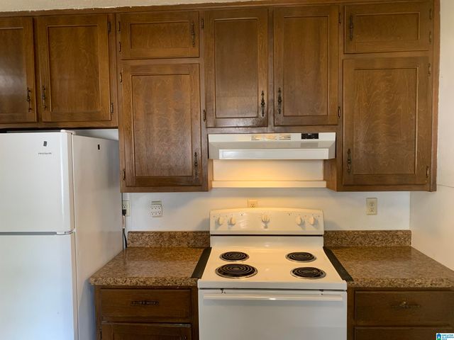 2416 COVE CIRCLE NE, Center Point, AL 35215