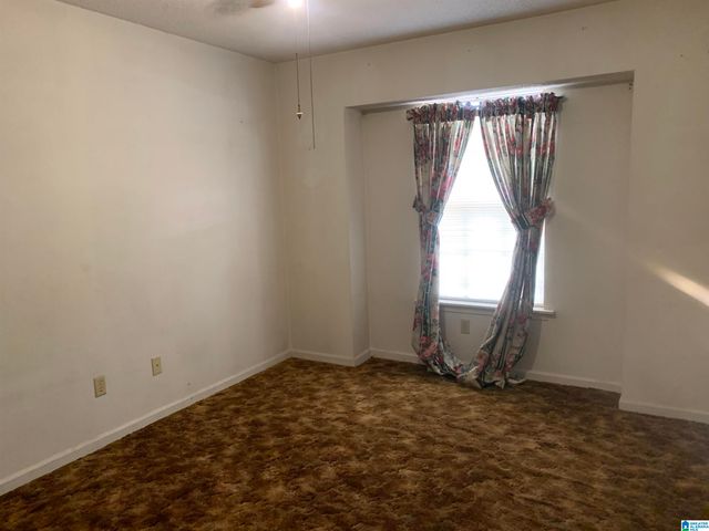 2416 COVE CIRCLE NE, Center Point, AL 35215
