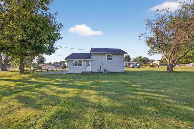 706 W Hall Street, Orleans, IN 47452