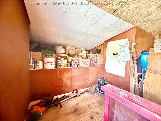 870 Vine Street, St Albans, WV 25177