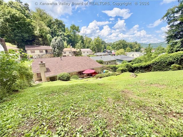 870 Vine Street, St Albans, WV 25177