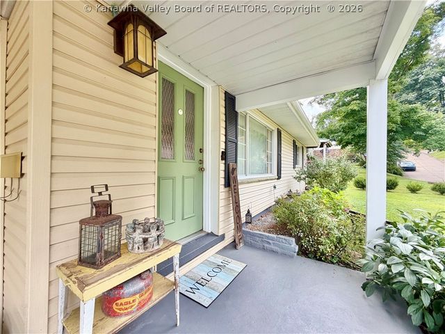 870 Vine Street, St Albans, WV 25177