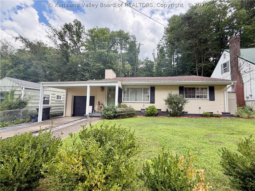 870 Vine Street, St Albans, WV 25177