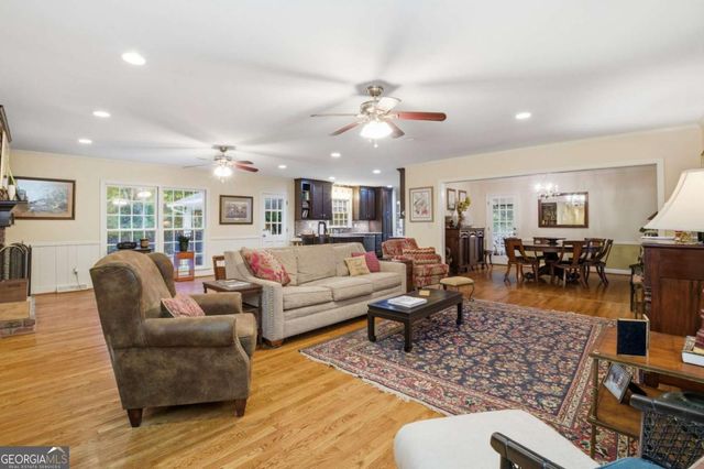 513 E 11th Street SE, Rome, GA 30161