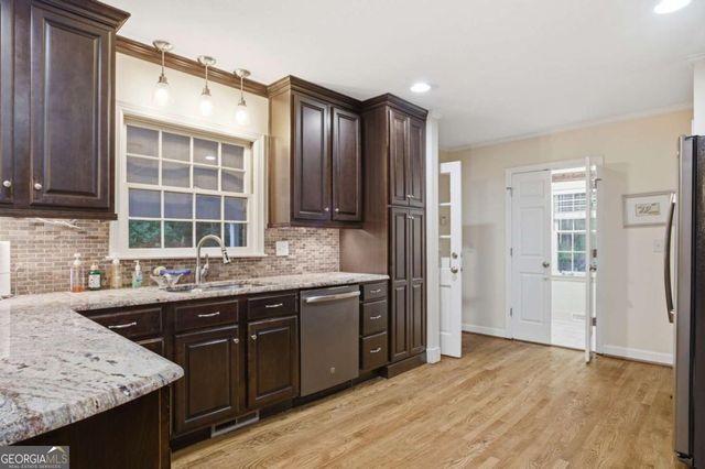 513 E 11th Street SE, Rome, GA 30161