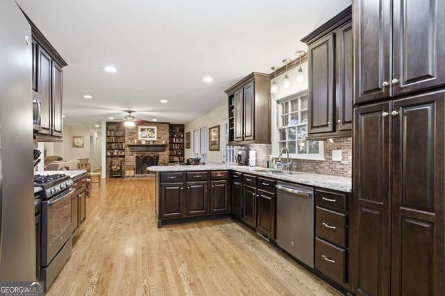 513 E 11th Street SE, Rome, GA 30161