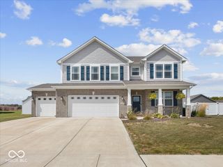 1417 Golden Bear Lane, Shelbyville, IN 46176
