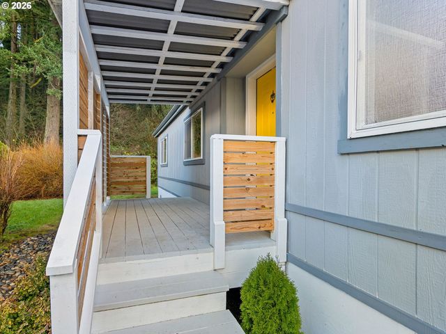 15768 Se POWELL Blvd 12, Portland, OR 97236