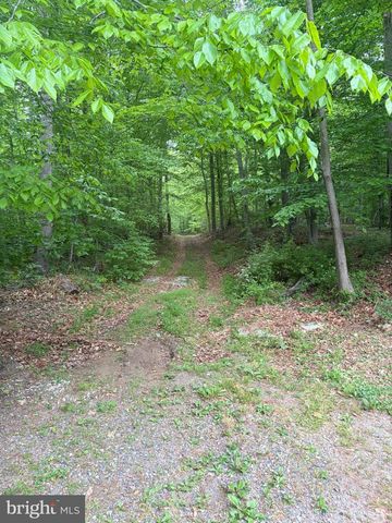 16921 BATESTOWN RD, Dumfries, VA 22025