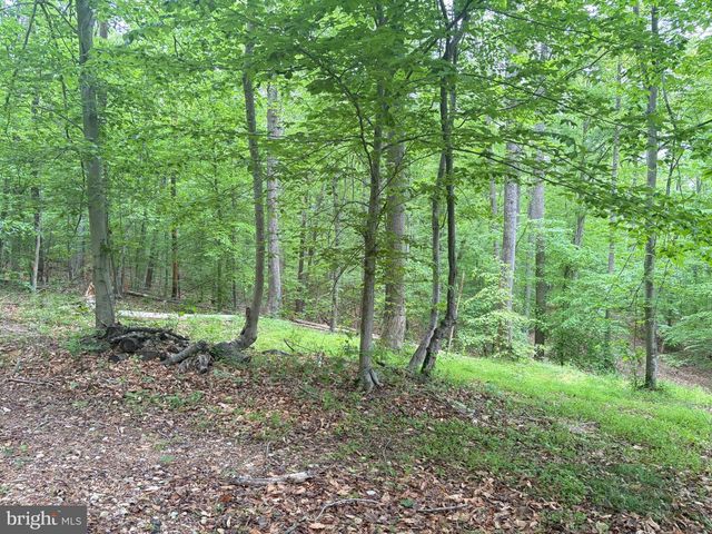 16921 BATESTOWN RD, Dumfries, VA 22025