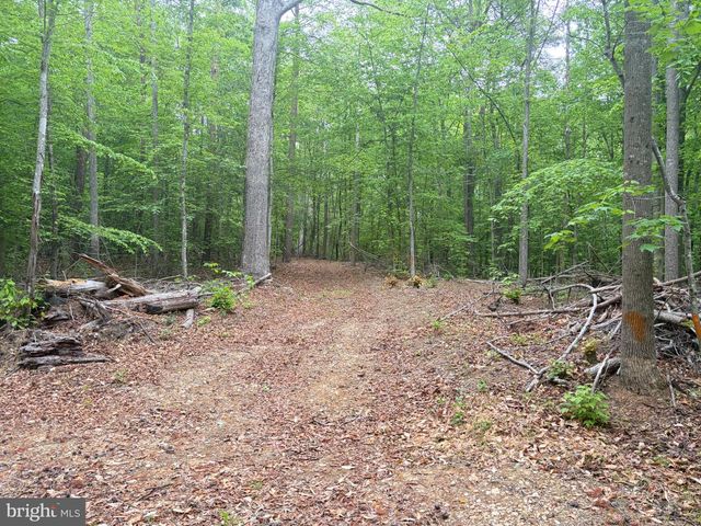 16921 BATESTOWN RD, Dumfries, VA 22025