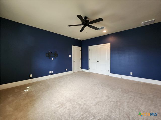 611 Stadtbach Street, New Braunfels, TX 78130