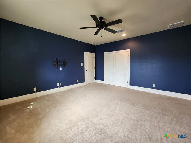 611 Stadtbach Street, New Braunfels, TX 78130