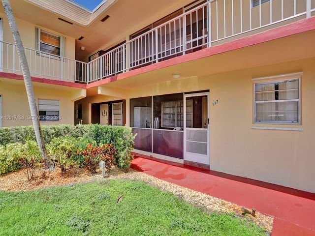 2040 NW 81st Ave 117, Pembroke Pines, FL 33024