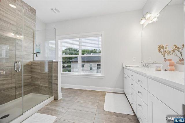 206 Abbe Road, Little Falls, NJ 07424