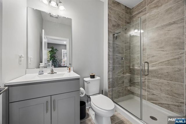 206 Abbe Road, Little Falls, NJ 07424