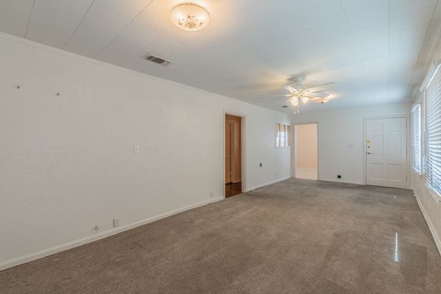 5020 Hartford Drive, River Oaks, TX 76114
