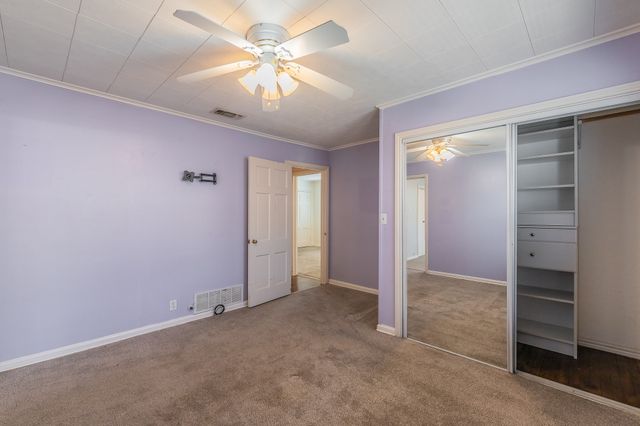 5020 Hartford Drive, River Oaks, TX 76114