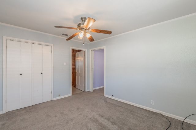 5020 Hartford Drive, River Oaks, TX 76114