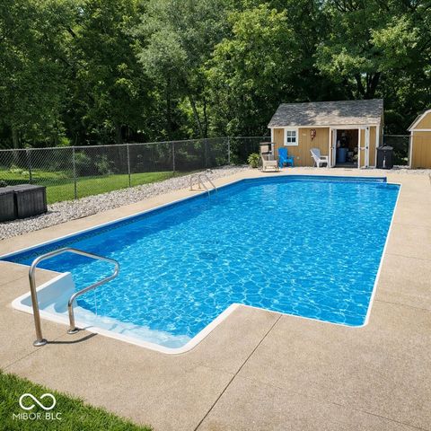2590 E County Road 800 S, Clayton, IN 46118