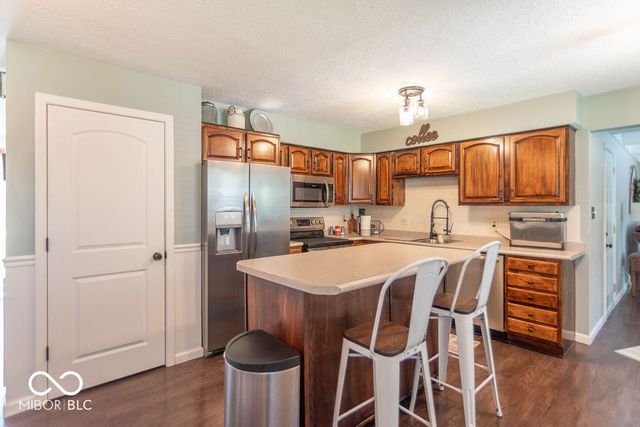 2590 E County Road 800 S, Clayton, IN 46118