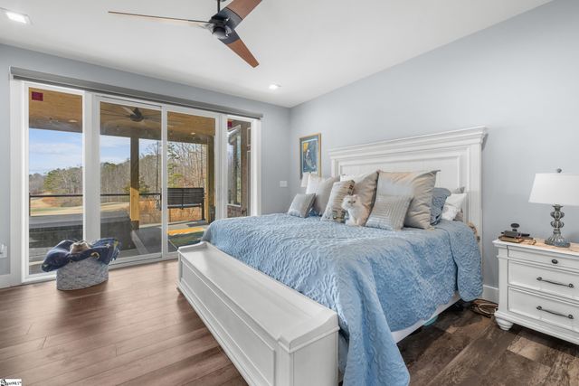 111 N Hogan Drive, Westminster, SC 29693