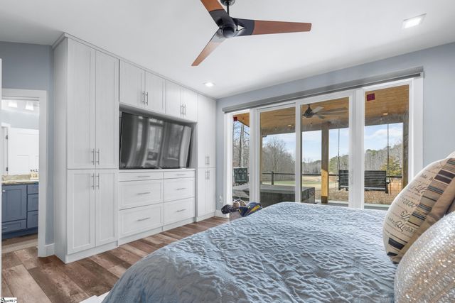 111 N Hogan Drive, Westminster, SC 29693