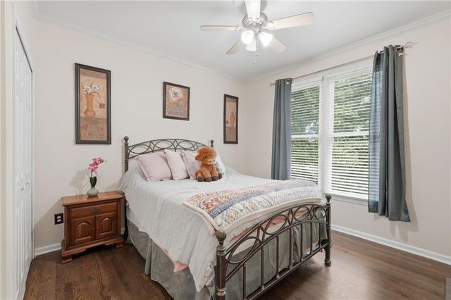 214 Glenbrook Lane, Canton, GA 30115